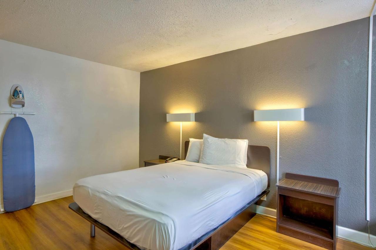 Motel 6-Gainesville, Fl Екстер'єр фото
